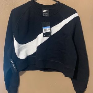 NWT Nike Sportswear Swoosh Fleece Crop Sweatshirt, Medium